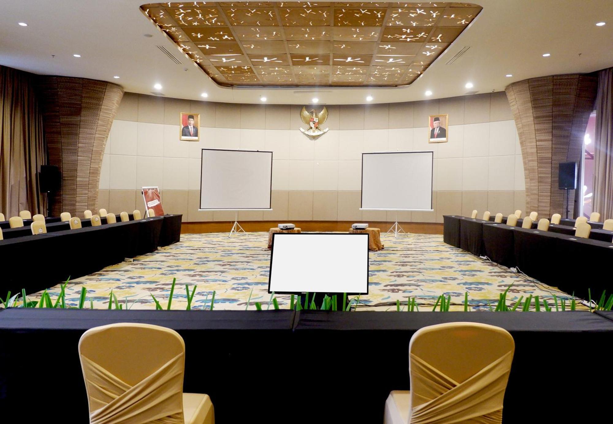 The Alana Hotel And Conference Sentul City By Aston Bogor Eksteriør billede